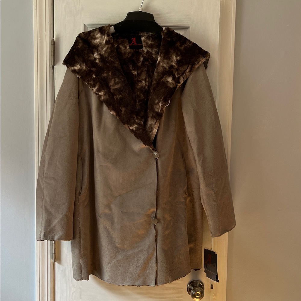 Adrienne Landau Luxurious Brown Faux Fur Coat Size XL